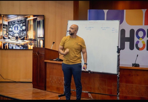 Customer Relationship Management and Artificial intelligence 